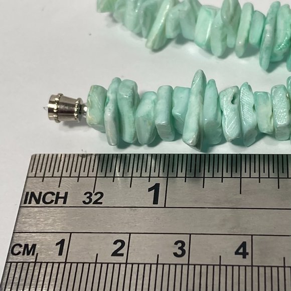 Light Green Chunk Slab 18" Necklace - Picture 5 of 15